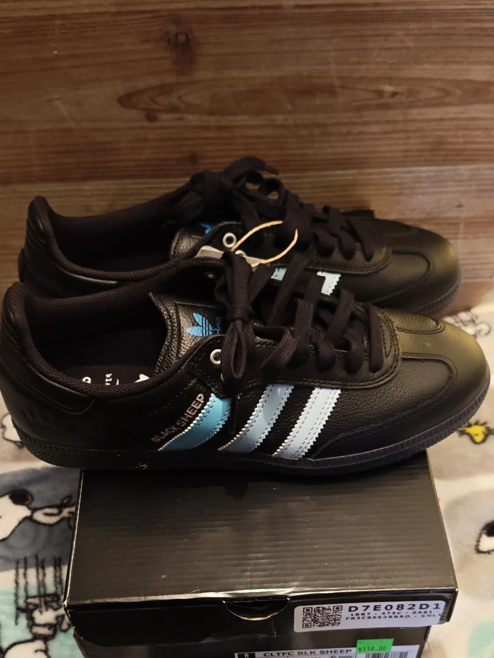 NWT Adidas Charlotte Black Sheep Samba Men's Size 7